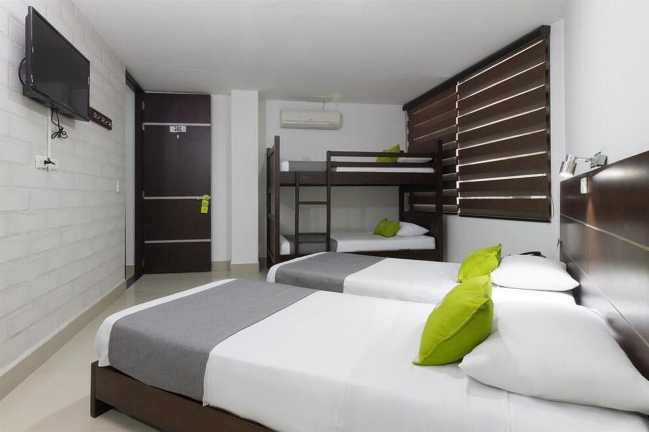 Ayenda 1254 Mi Colombia Hotel Medellin Exterior photo