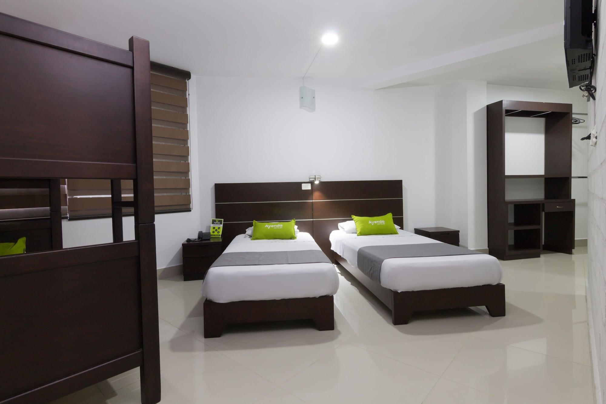 Ayenda 1254 Mi Colombia Hotel Medellin Exterior photo