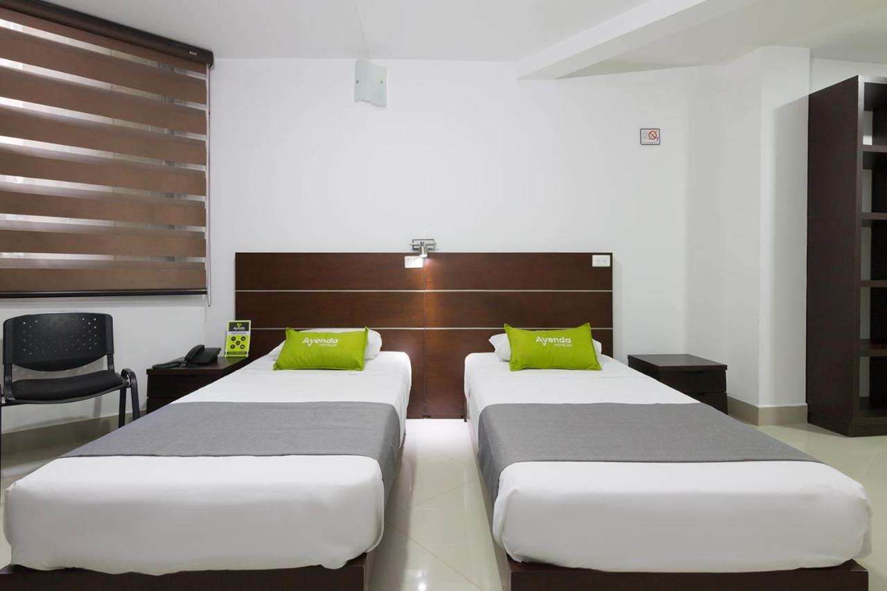 Ayenda 1254 Mi Colombia Hotel Medellin Exterior photo